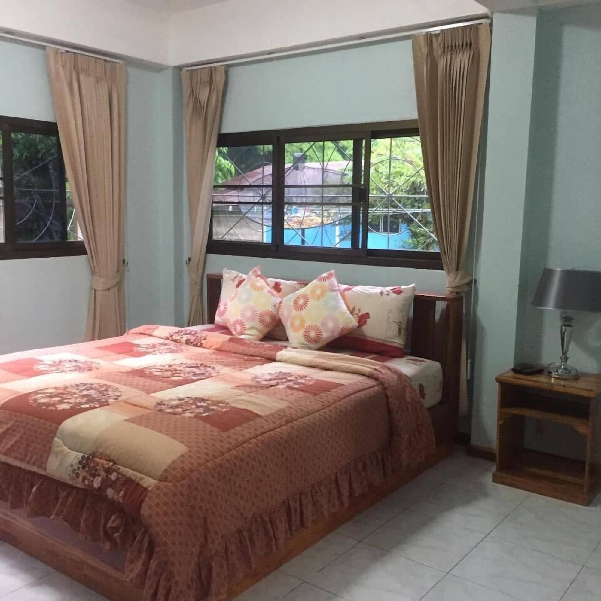 Yayee Homestay Ban Huai Maenam Noi Buitenkant foto