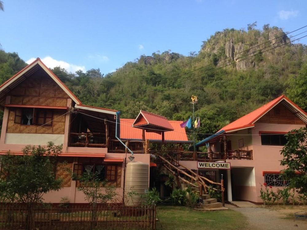 Yayee Homestay Ban Huai Maenam Noi Buitenkant foto