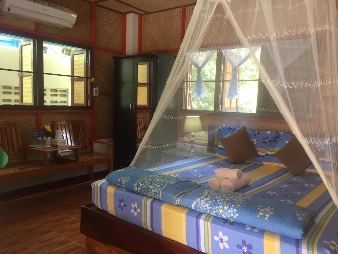 Yayee Homestay Ban Huai Maenam Noi Buitenkant foto