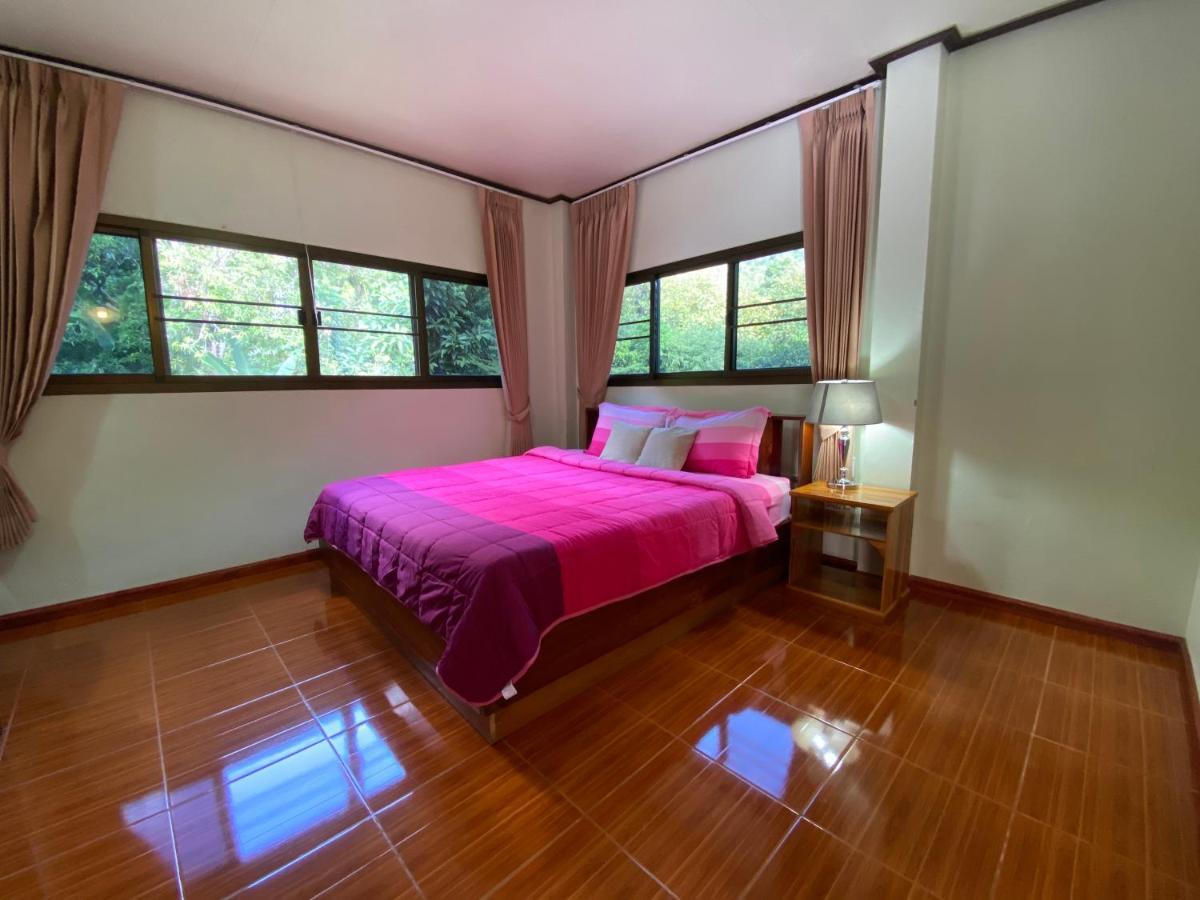 Yayee Homestay Ban Huai Maenam Noi Buitenkant foto