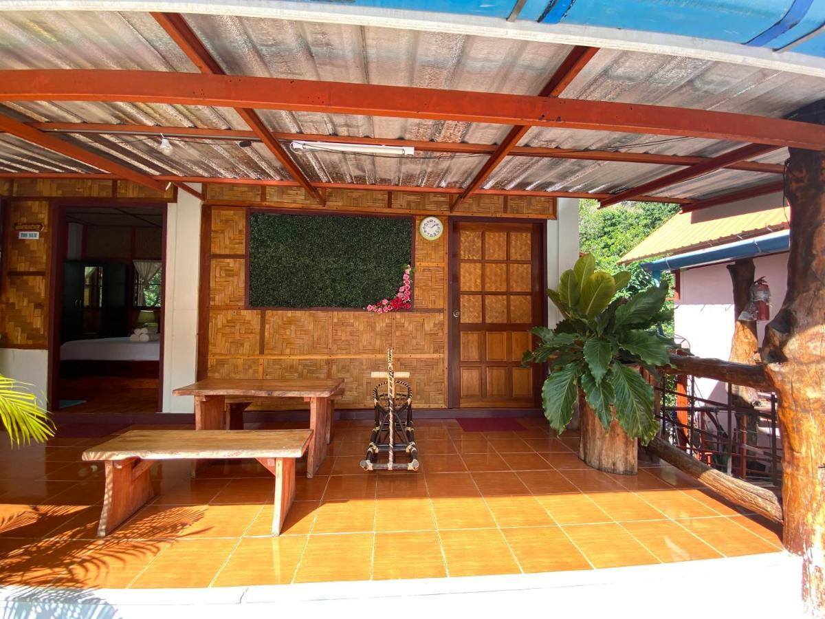 Yayee Homestay Ban Huai Maenam Noi Buitenkant foto