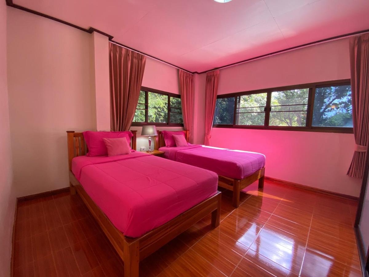 Yayee Homestay Ban Huai Maenam Noi Buitenkant foto