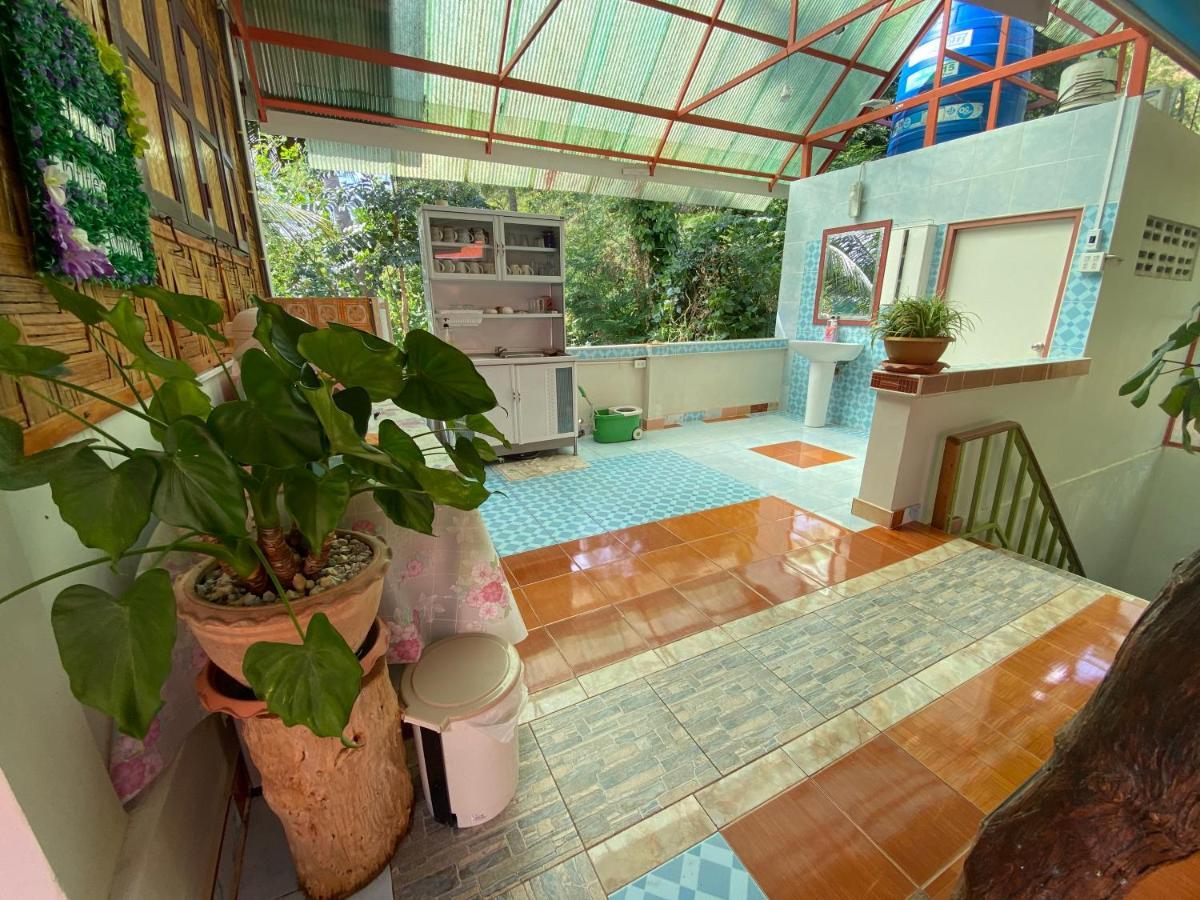 Yayee Homestay Ban Huai Maenam Noi Buitenkant foto