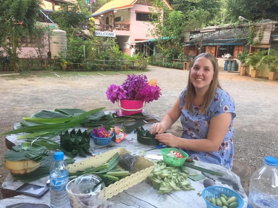 Yayee Homestay Ban Huai Maenam Noi Buitenkant foto